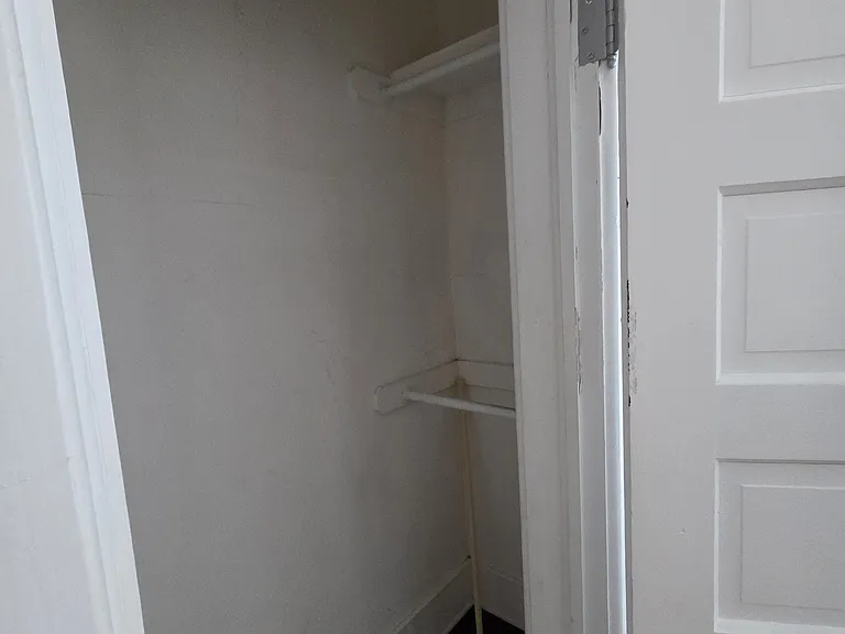 1401 S Elwood Ave — Photo 14