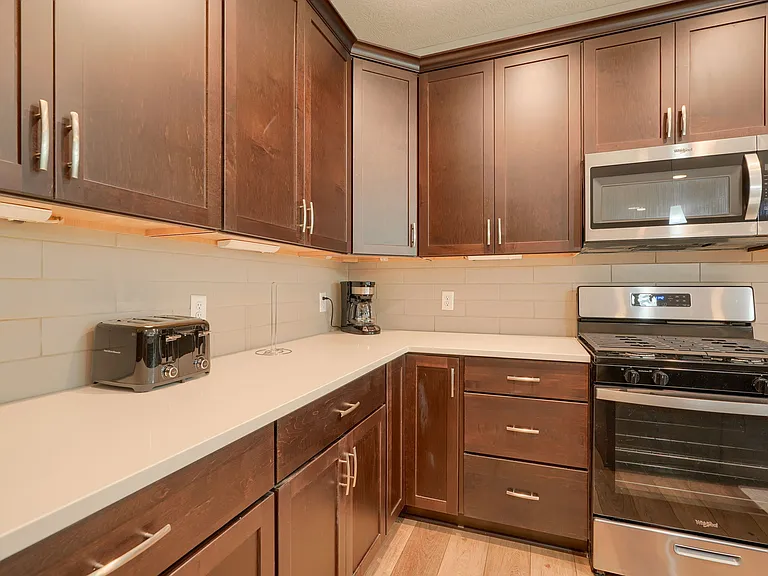 248 Hyatts Rd — Photo 13