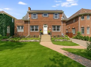 230 Wisner St, Park Ridge, IL 60068