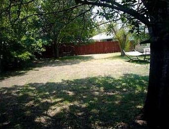 4th image of 204 Ameswood Dr