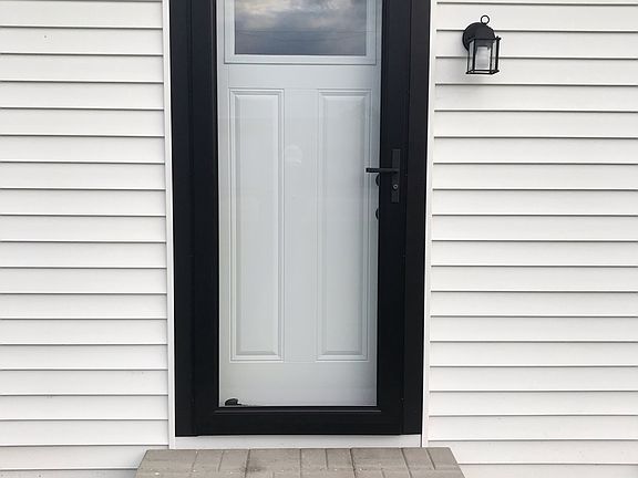 5th image of 3203 Middlebury St