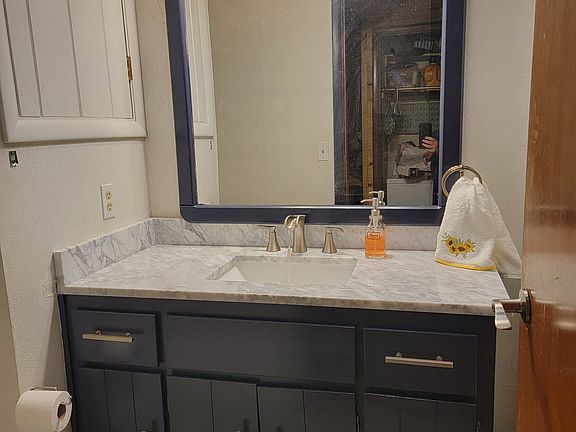 4th image of 1235 W Navajo Ln