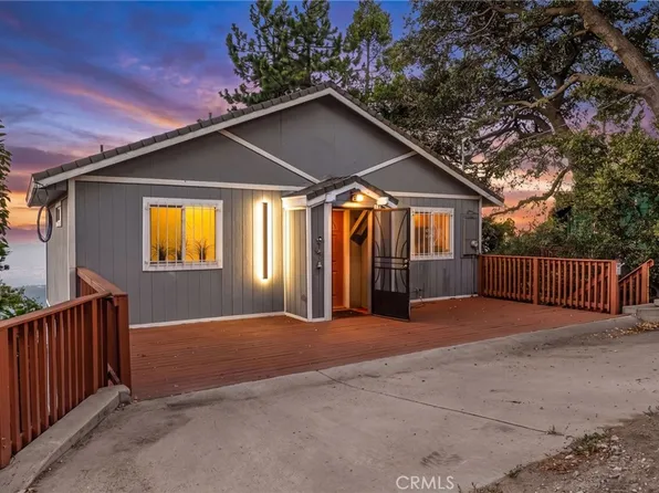 23377 Crestview Ln, Crestline, CA 92325