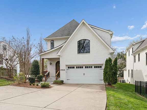 2nd image of 3705B Estes Rd