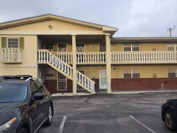 20380 NW 7th Ave APT 201, Miami Gardens, FL 33169