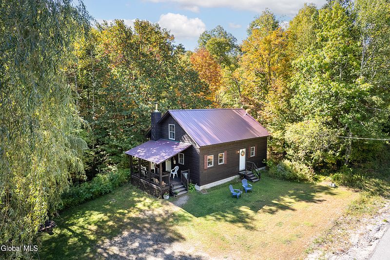 2nd image of 219 Edwards Hill Road