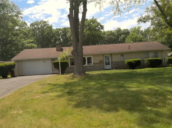 147 Georgette Dr, Grafton, OH 44044