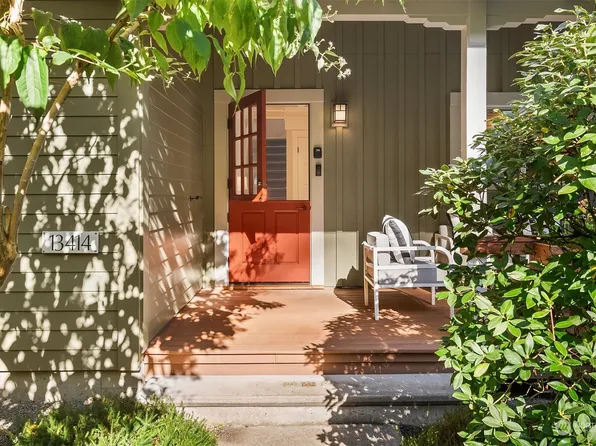 13414 NE 111 Court, Redmond, WA 98052