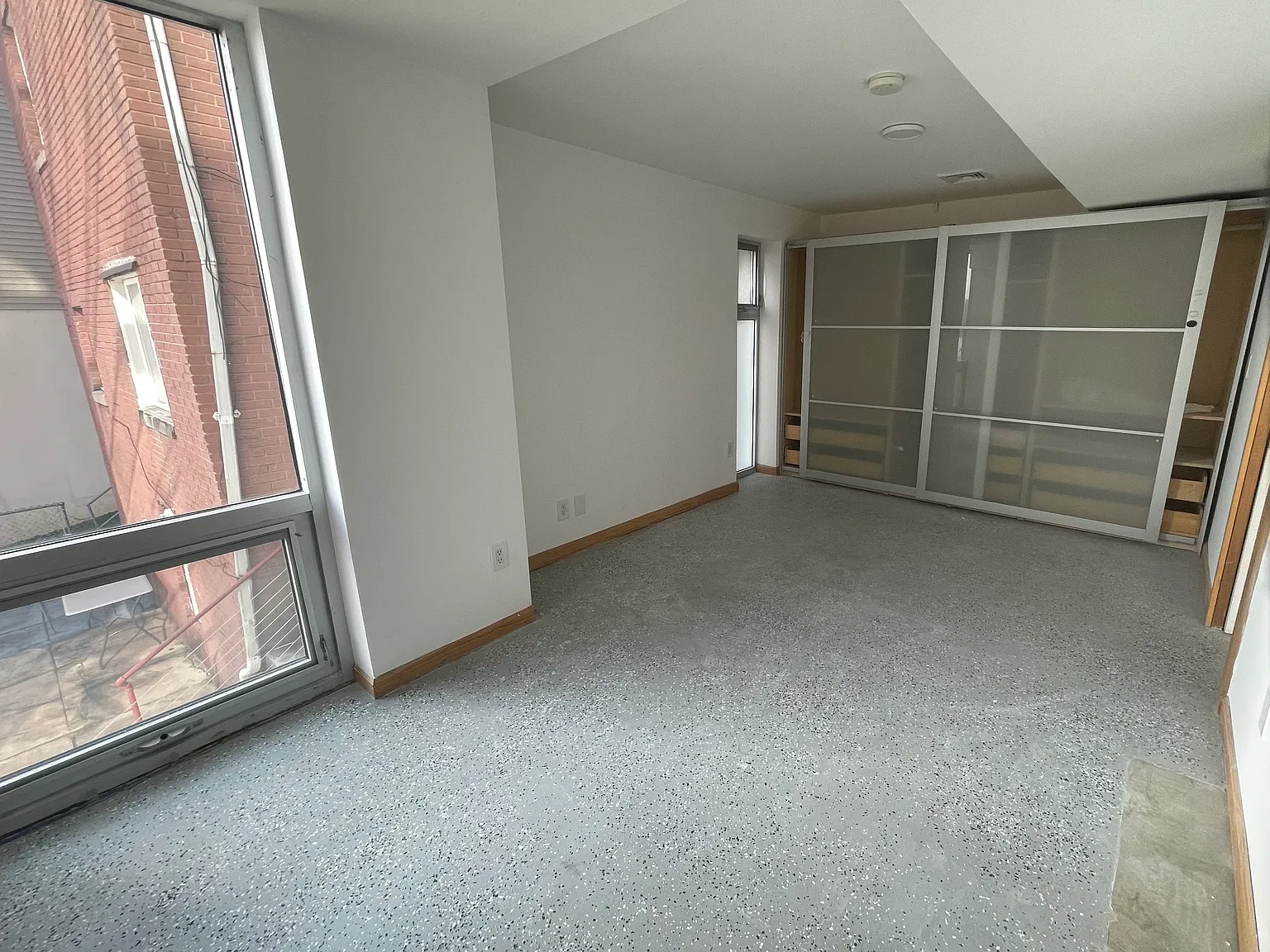 1 bed, $2,500 — Photo 4