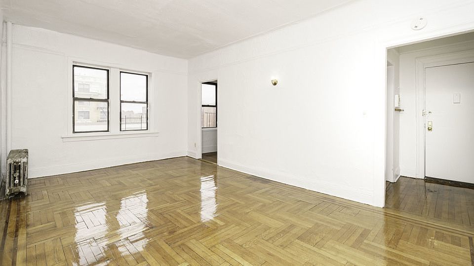 1st image of 261 Gates Ave APT 3D