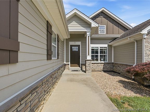 4th image of 3418 Royal Lake Drive