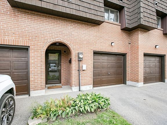 3rd image of 98 Darras Ct