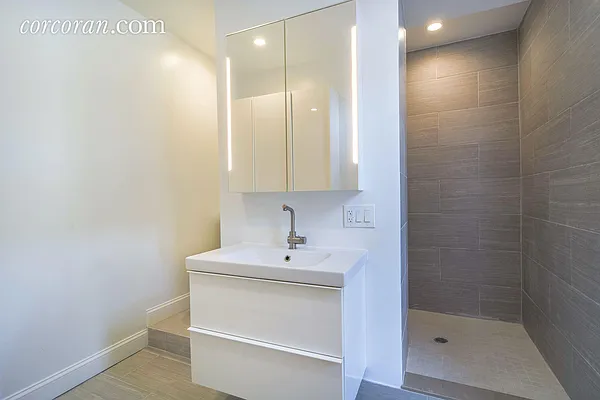 Rented by Corcoran | media 31