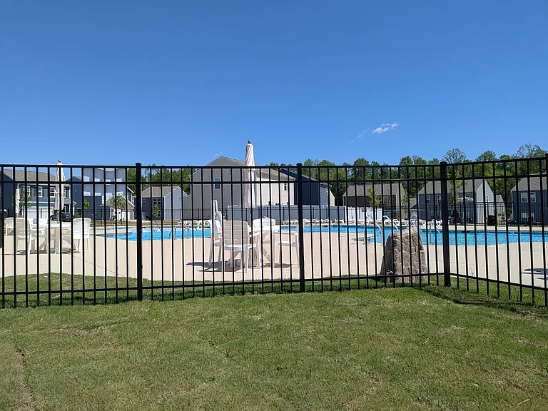 135 S Meyers Ct — Photo 12