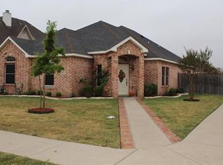 122 Clear Creek Dr, Red Oak, TX 75154