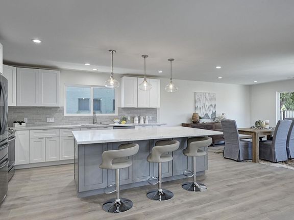 5th image of 5318 Larchwood Dr