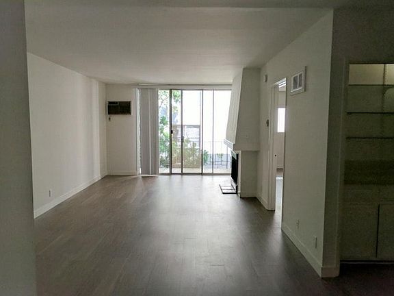 2nd image of 1419 S Bentley Ave APT 203