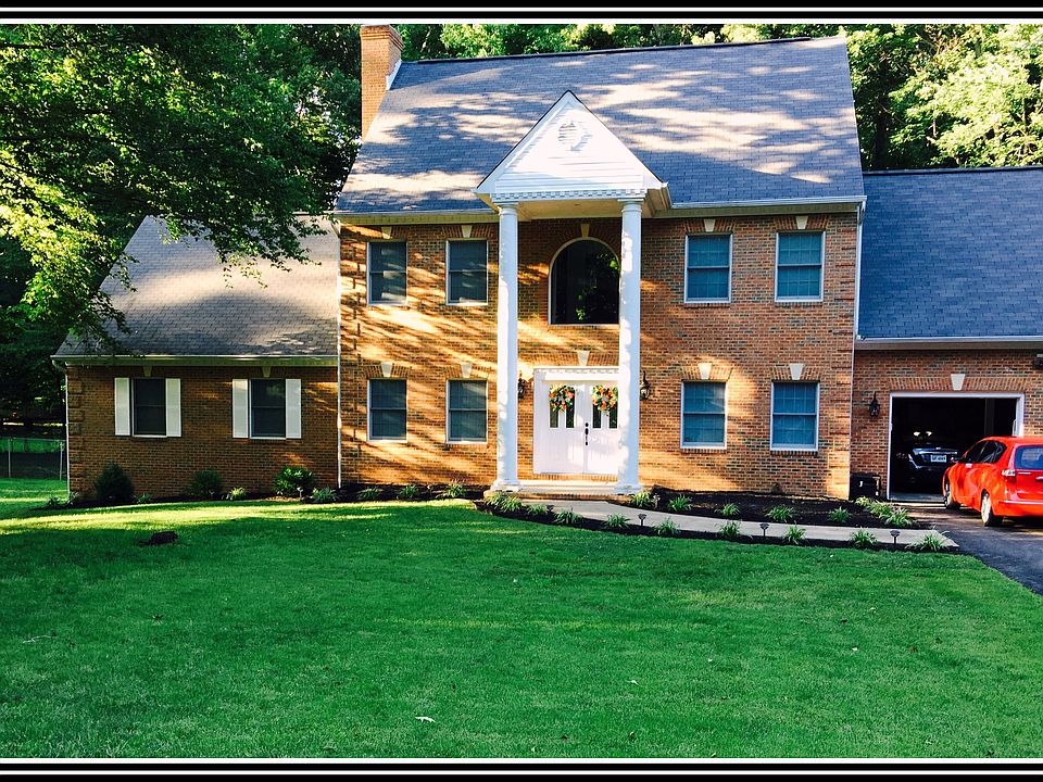 1st image of 106 Stafford Stone Dr