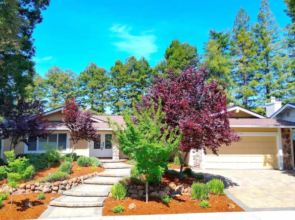 3374 Whitehaven Dr, Walnut Creek, CA 94598
