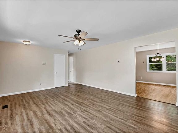 4th image of 108 Blair Ave