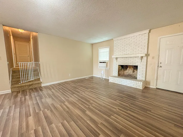 5998 Brookcliff Rd — Photo 4