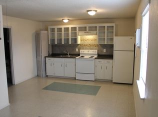 504 E 6th St APT 1, Lampasas, TX 76550
