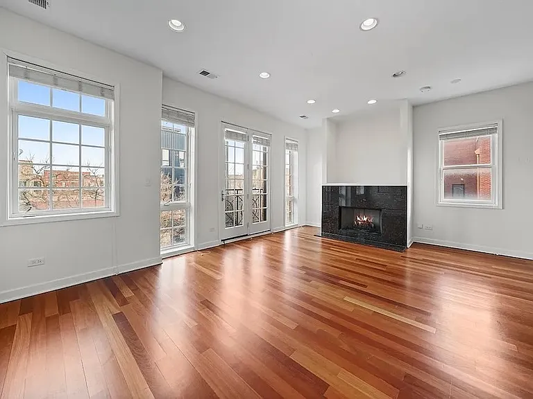 1316 N Wicker Park Ave #2 — Photo 1