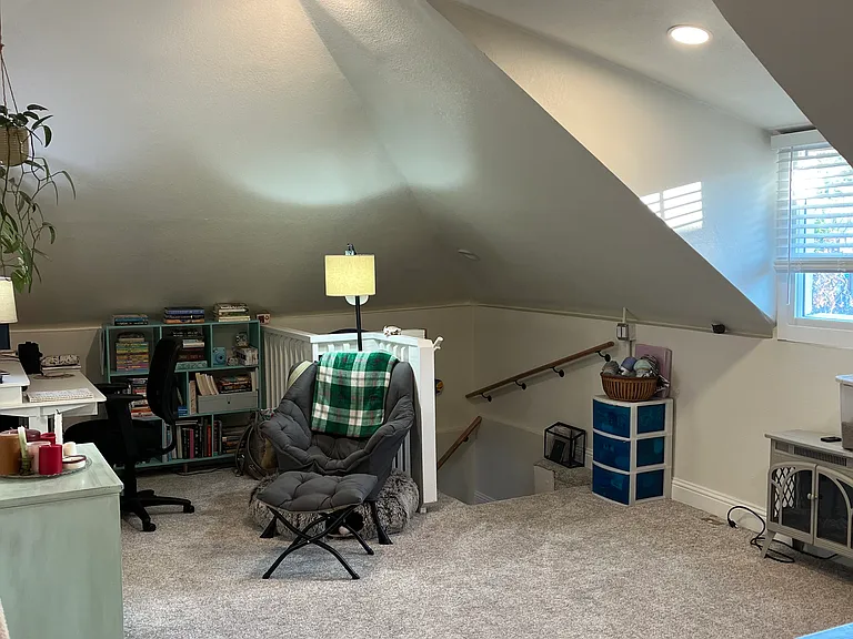 721 W 3rd Ave — Photo 9