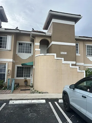 6425 SW 130th Pl #704 Photo 1 6425 SW 130th Pl #704 Photo 1