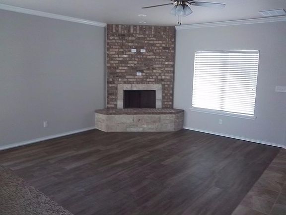 3rd image of 8907 Avenue T