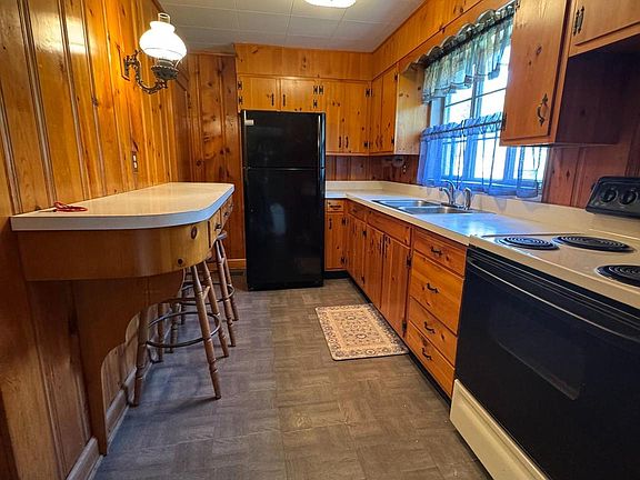 5th image of 1128 Sunnyside Dr