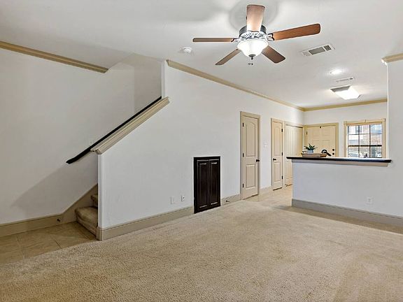 4th image of 11118 Marion Rd #302