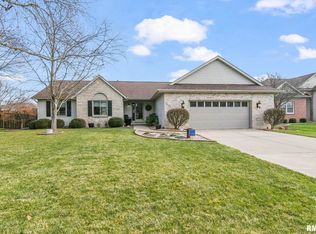 2724 Cronin Dr, Springfield, IL 62711