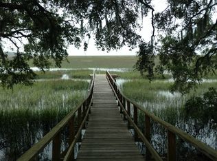 4042 Shell Point Rd, Beaufort, SC 29906