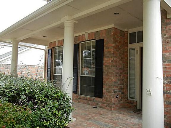 3rd image of 8413 Garnet Way