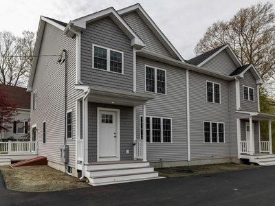 215 W Britannia St UNIT B, Taunton, MA, 02780