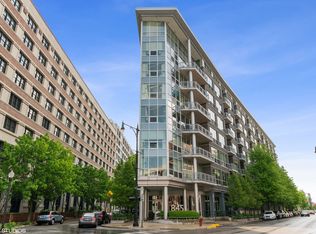845 N Kingsbury St Unit 315, Chicago, IL 60610