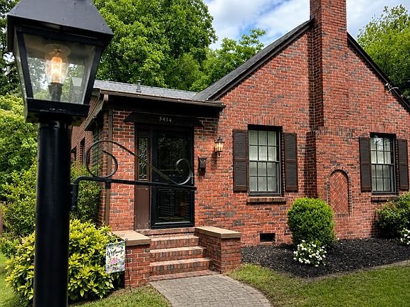 3rd image of 3414 Woodlawn Ave