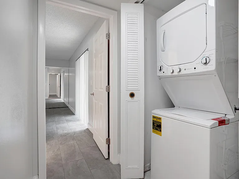 4260 Village Dr #D — Photo 15