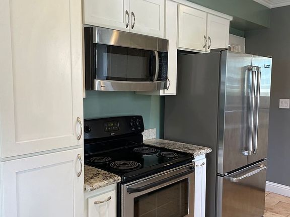 5th image of 1544 48th St