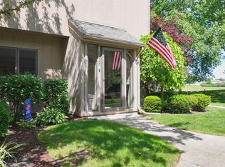 2327 Bay Woods Ct, Bay City, MI 48706