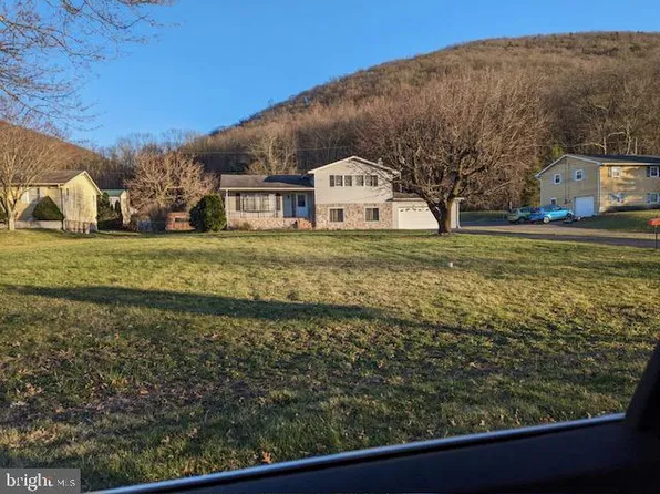 207 Biddle St, Gordon, PA 17936