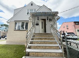 15 Suburbia Dr Floor 2, Jersey City, NJ 07305