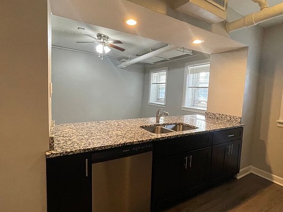 4th image of 2700 N Sacramento Ave