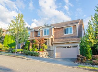 16577 NE 120th Way, Redmond, WA 98052