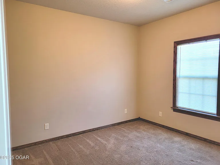 2026 Arizona Ave — Photo 11
