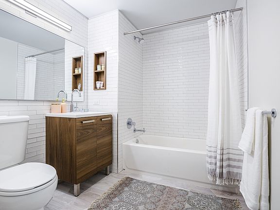 4th image of 751 E 6th St APT 6E
