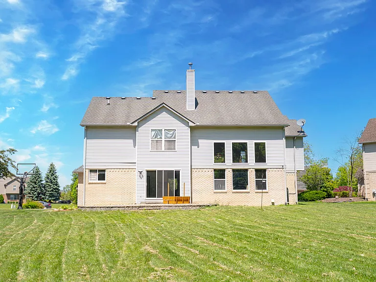 24625 Muirfield Dr — Photo 43