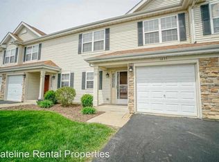 1655 W Chrysler Dr, Belvidere, IL 61008
