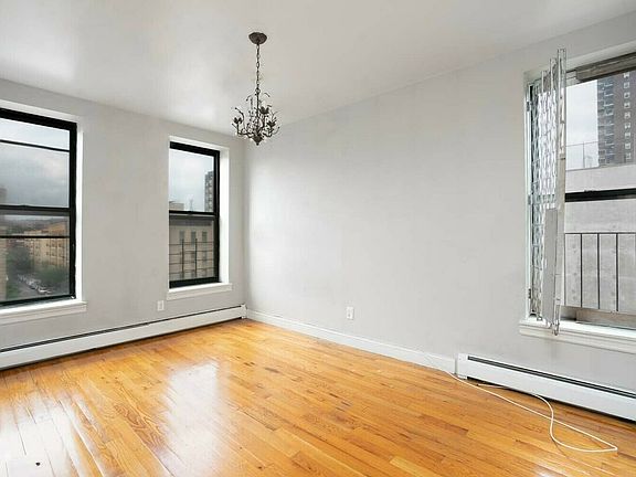 3rd image of 164 W 146th St #5C